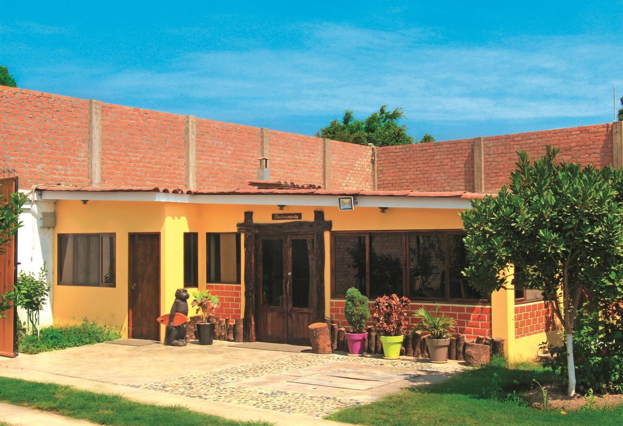 Hotel Villa Kitzia Huacho Exterior photo