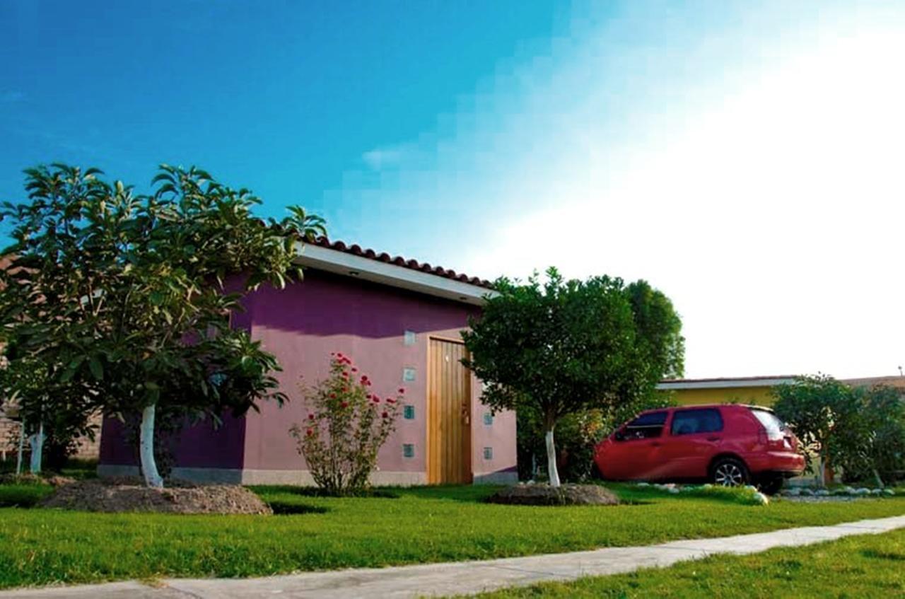 Hotel Villa Kitzia Huacho Exterior photo